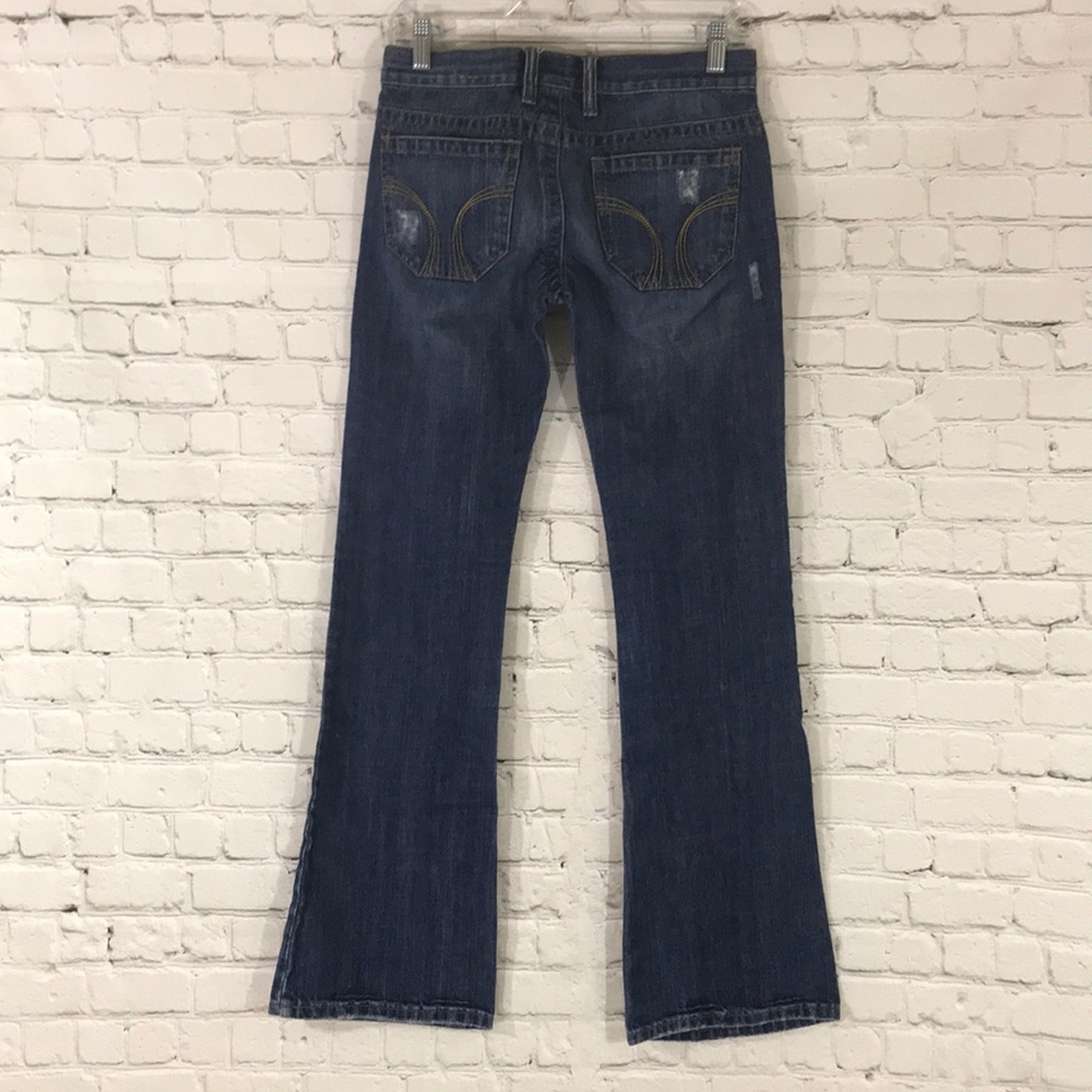 Gently used Hollister distressed jeans - Picture 1 of 8